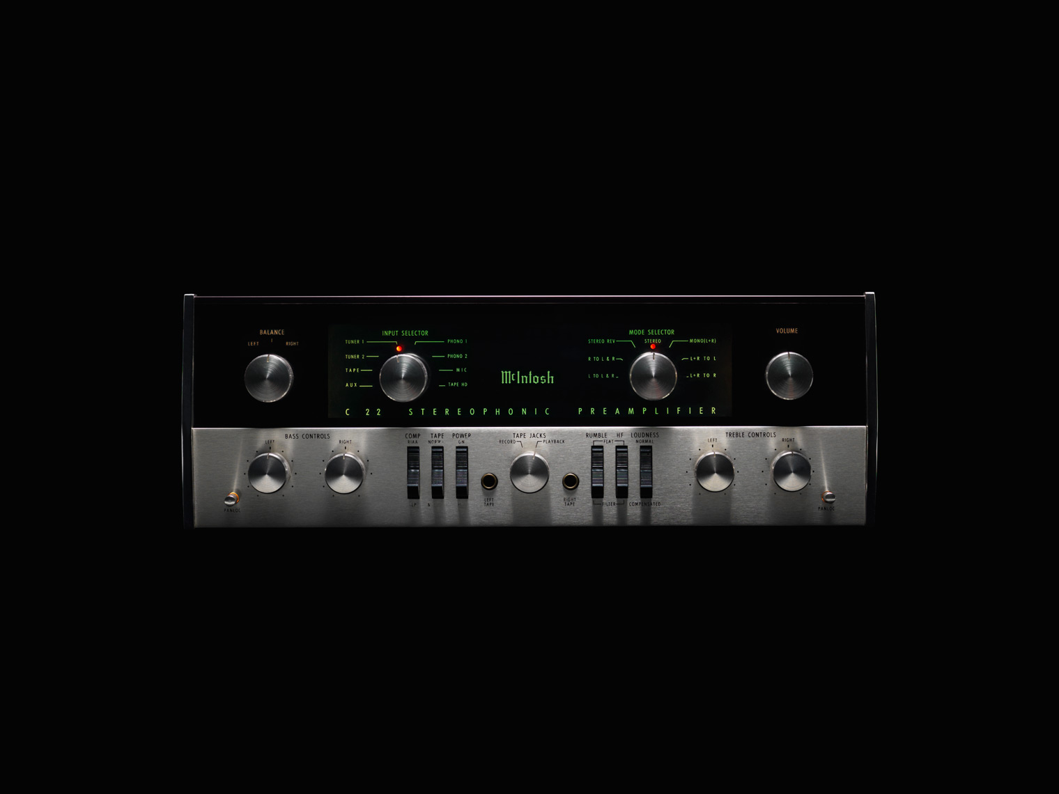 Dark_Stereo_Still_Life