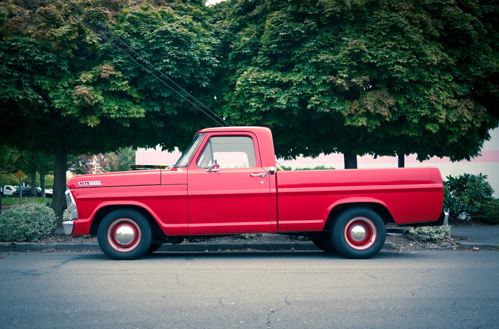 red ford f100 pickup